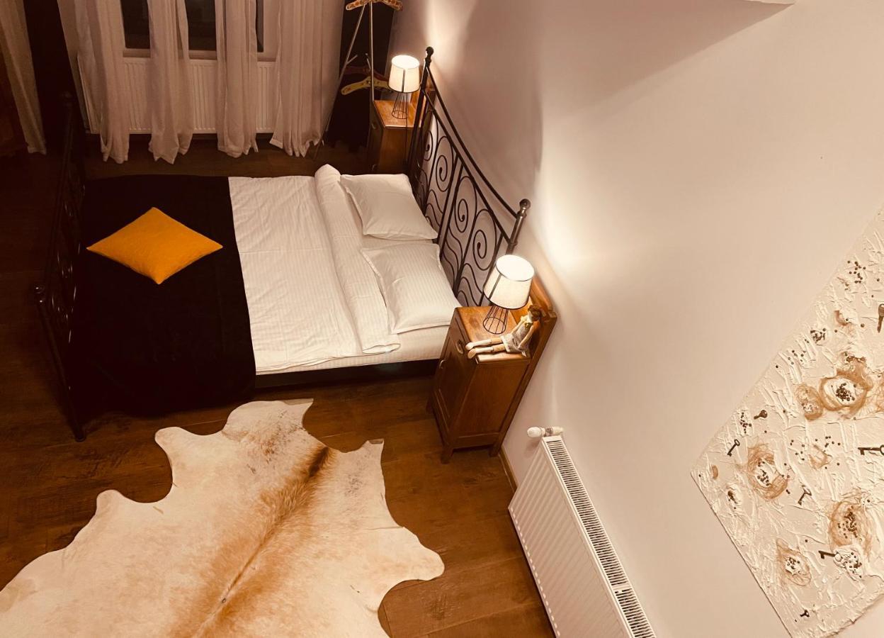 Casa Pisica Noastra Hotel Breaza  Buitenkant foto